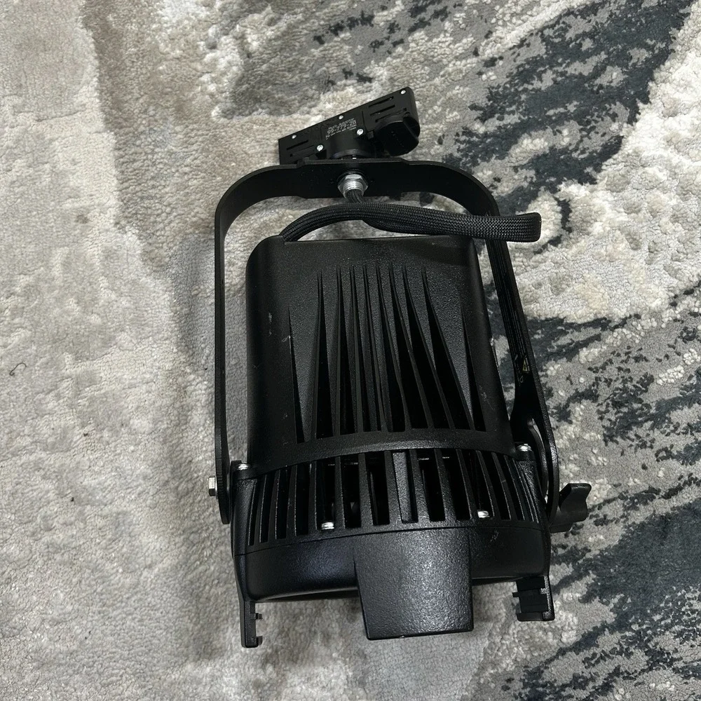 ETC Desire D22 Lustr LED Lighting Fixture‎ Black Stage Wash RGBW DMX Theatrical